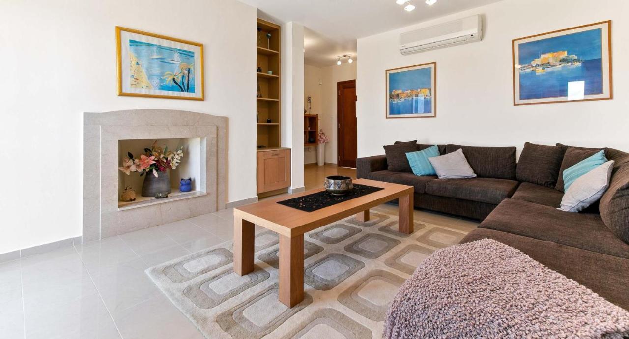 Fantastic Junior Villa Cz02 Salamis With Gorgeous Views, Aphrodite Hills Kouklia Exterior foto